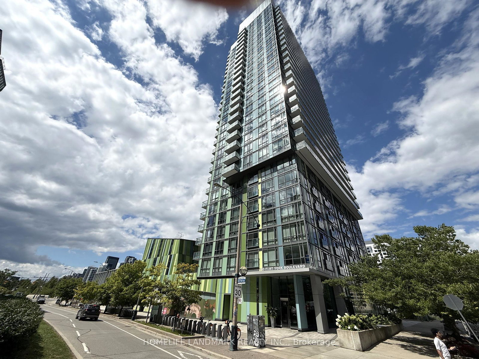 170-fort-york-boulevard-toronto-ontario-c12361814