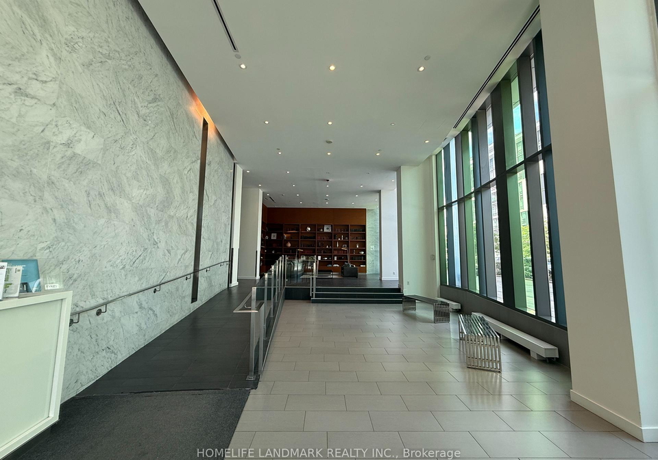 170-fort-york-boulevard-toronto-ontario-c12361814