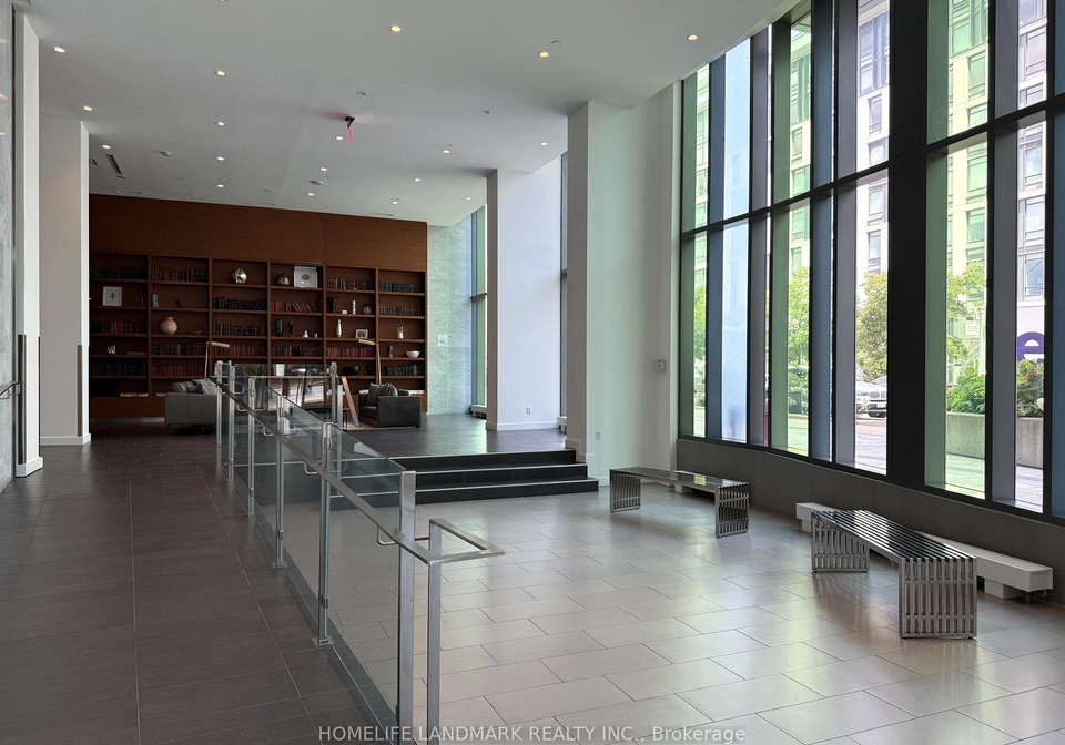 170-fort-york-boulevard-toronto-ontario-c12361814