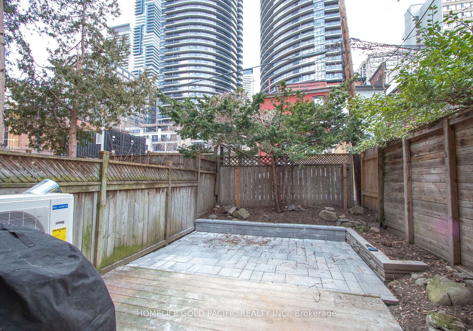 30a-mcgill-street-toronto-ontario-c12361839