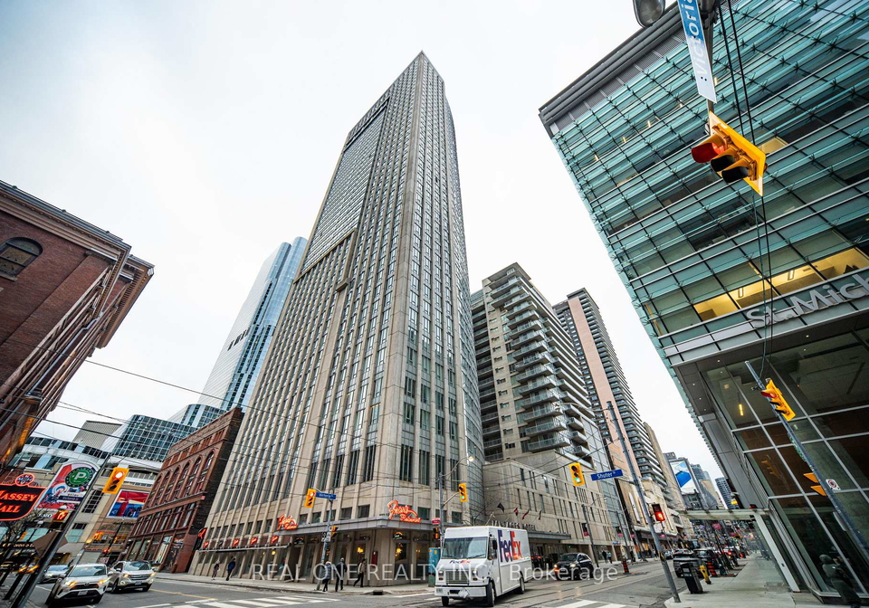 210-victoria-street-toronto-ontario-c12361842