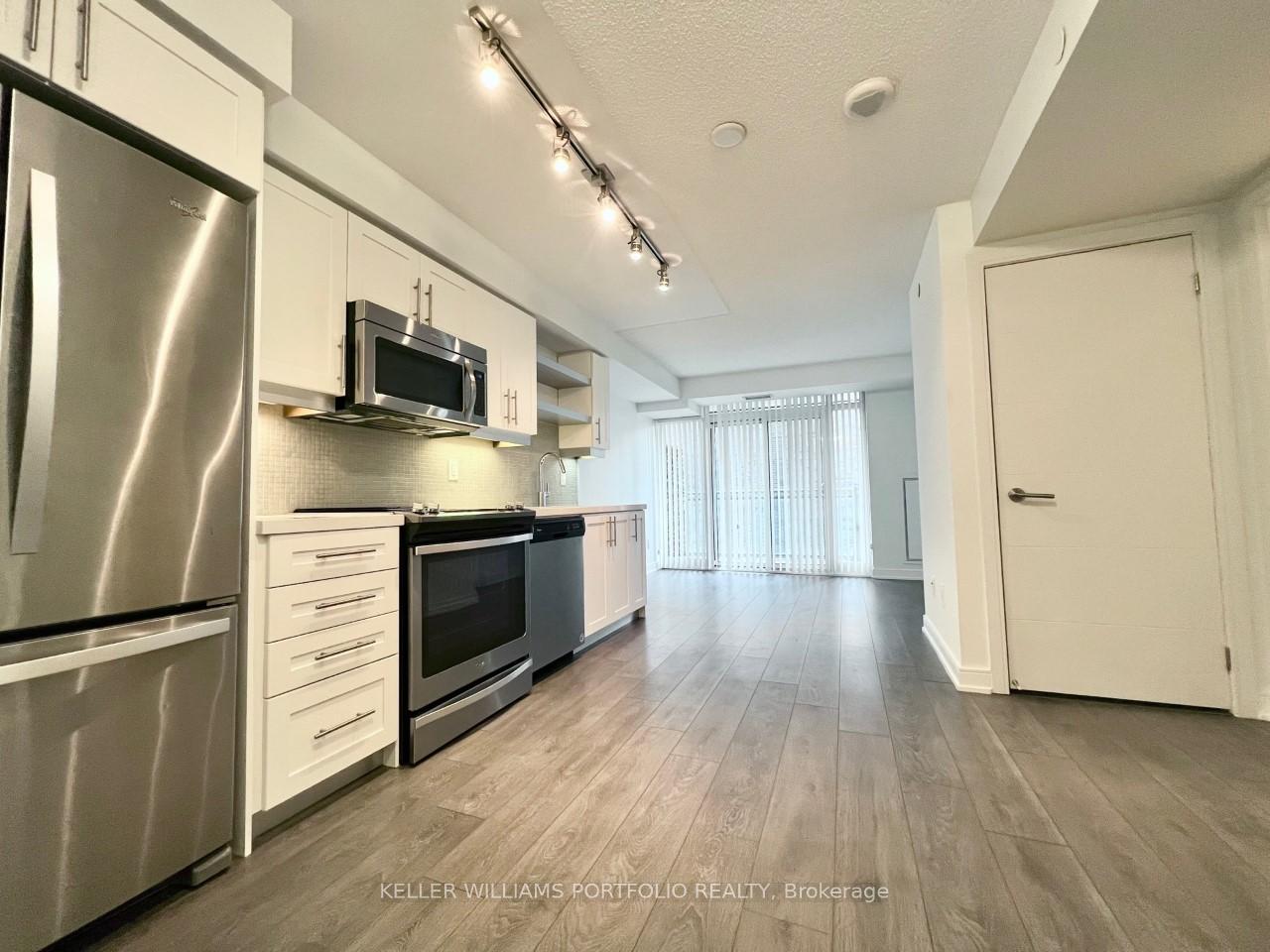 525-adelaide-street-w-toronto-ontario-c12361918