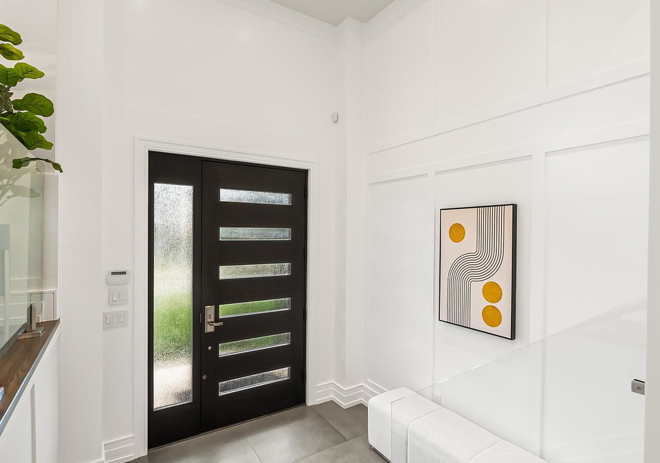 57b-horsham-avenue-toronto-ontario-c12362016