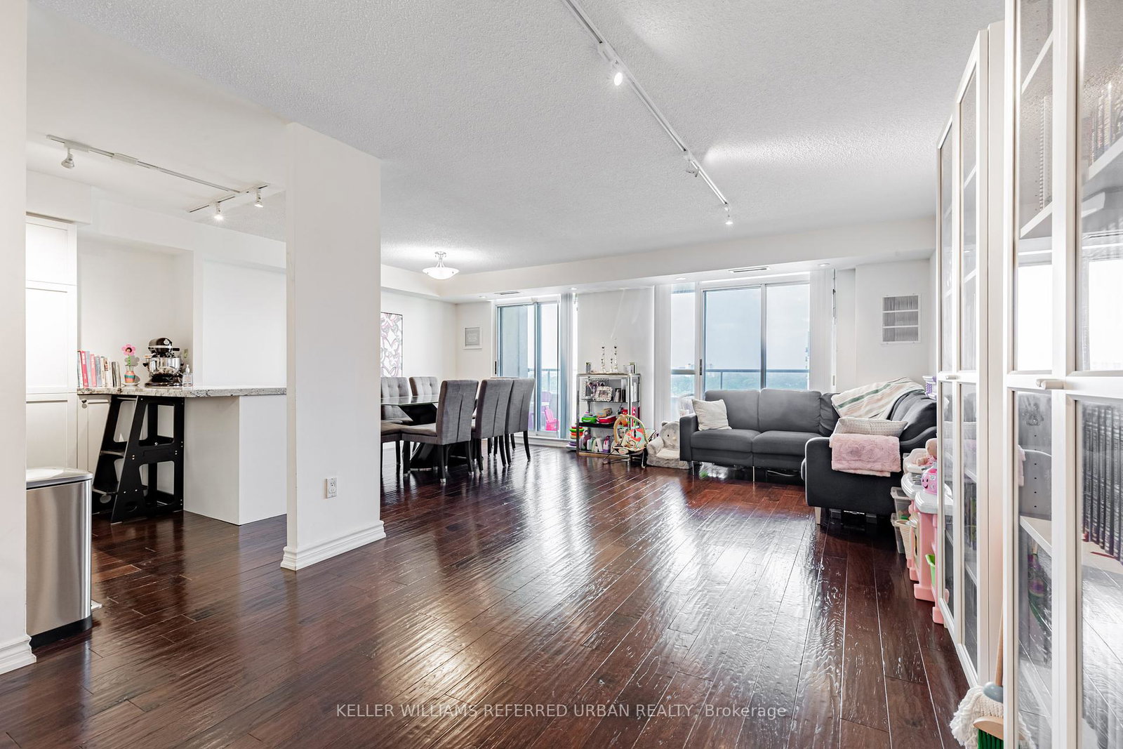 8-covington-road-toronto-ontario-c12362095