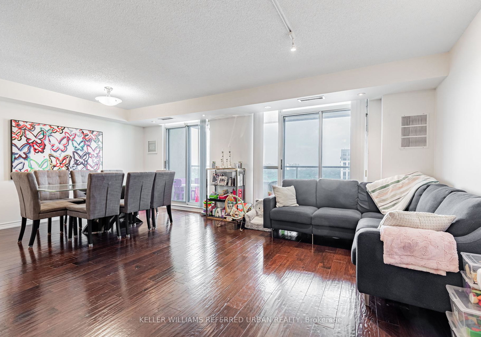 8-covington-road-toronto-ontario-c12362095