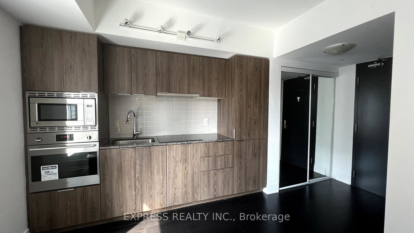 955-bay-street-toronto-ontario-c12362151