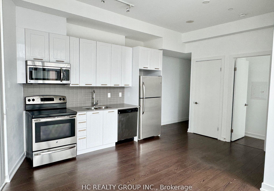 20-bruyeres-mews-toronto-ontario-c12362275