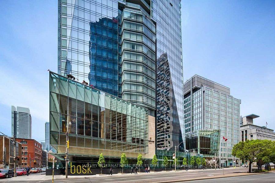 180-university-avenue-toronto-ontario-c12362545