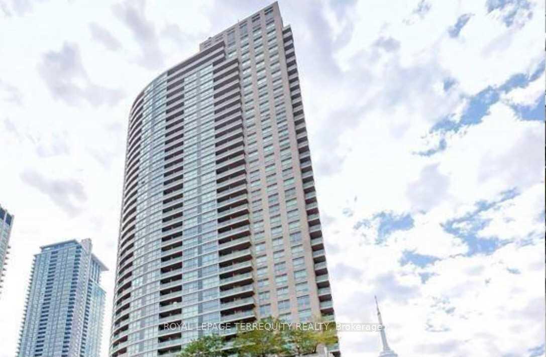 18-yonge-street-toronto-ontario-c12362572