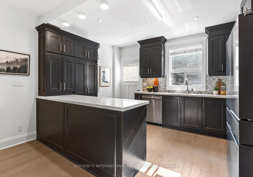 202-arlington-avenue-toronto-ontario-c12362611