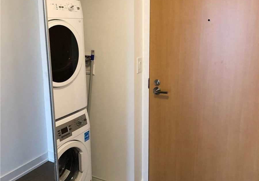 11-wellesley-street-w-toronto-ontario-c12362652