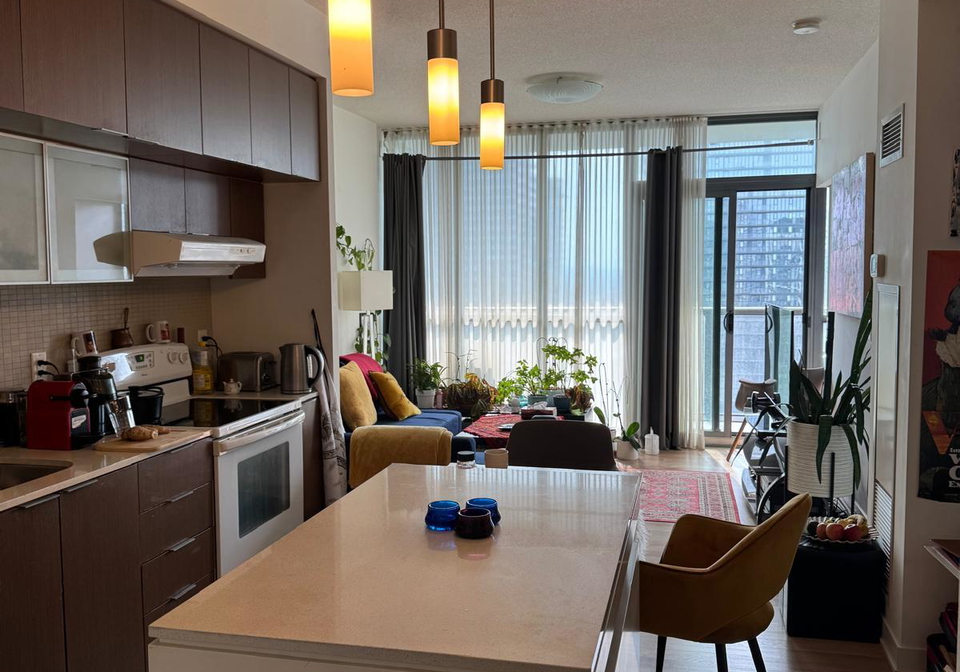 110-charles-street-e-toronto-ontario-c12362666