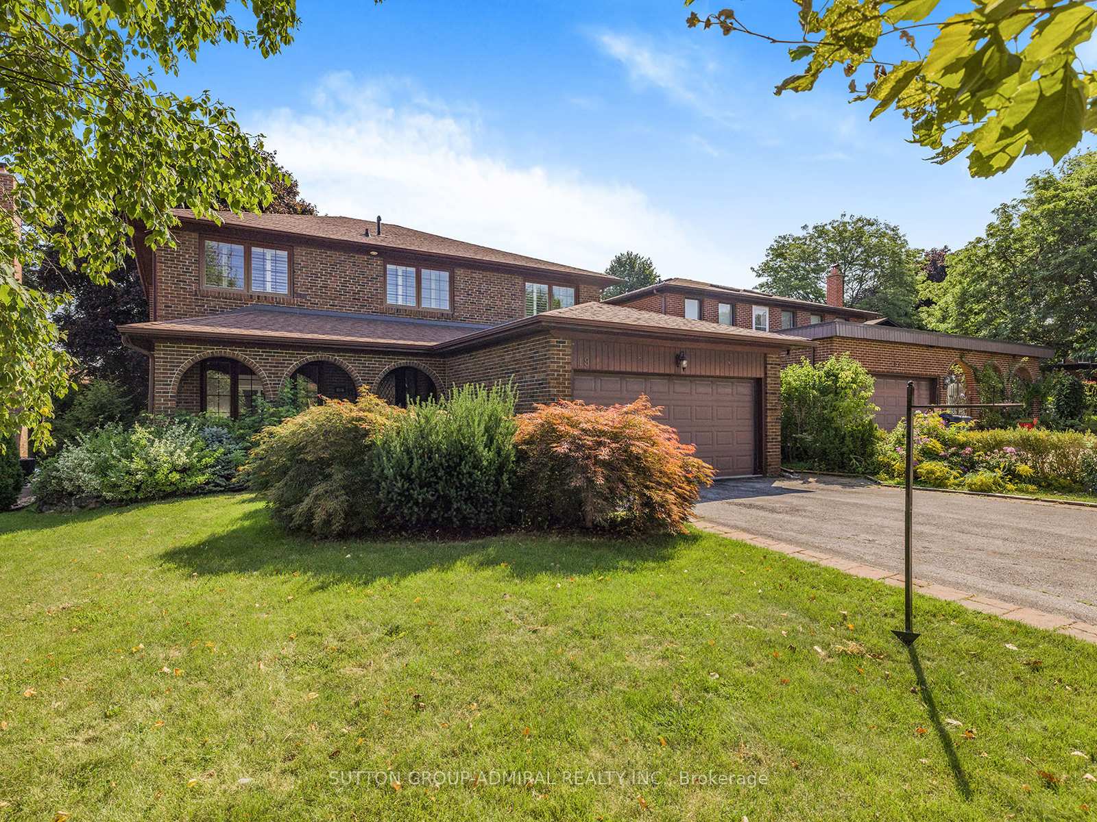 19-nevada-avenue-north-york-ontario-c12362741