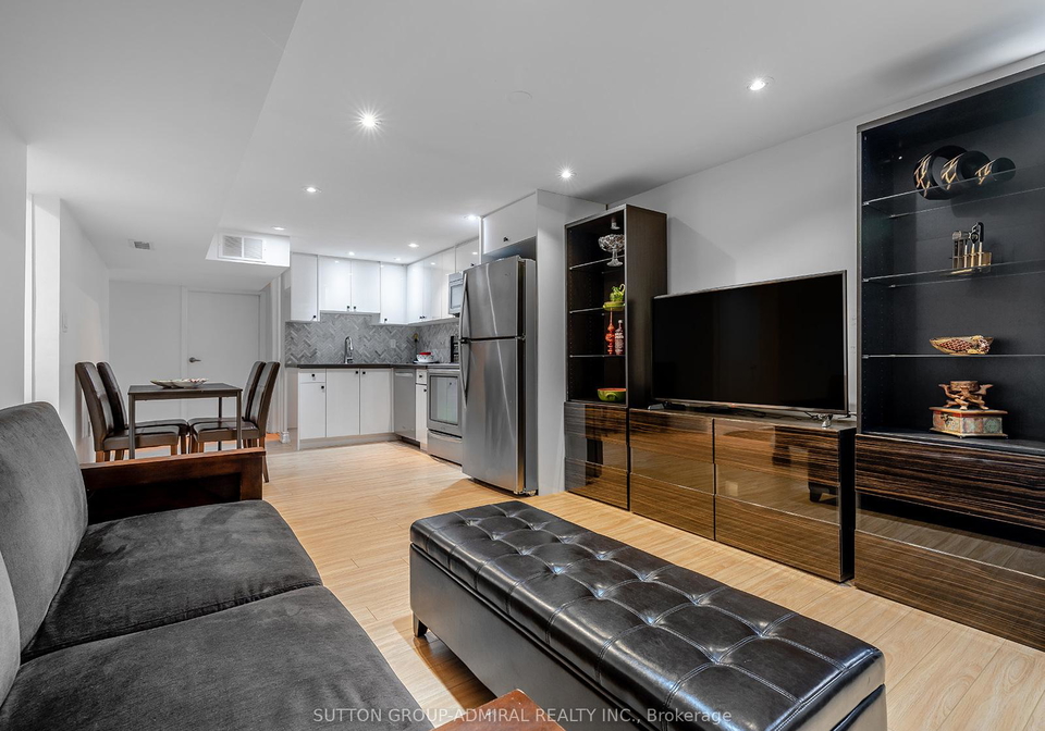 19-nevada-avenue-north-york-ontario-c12362741
