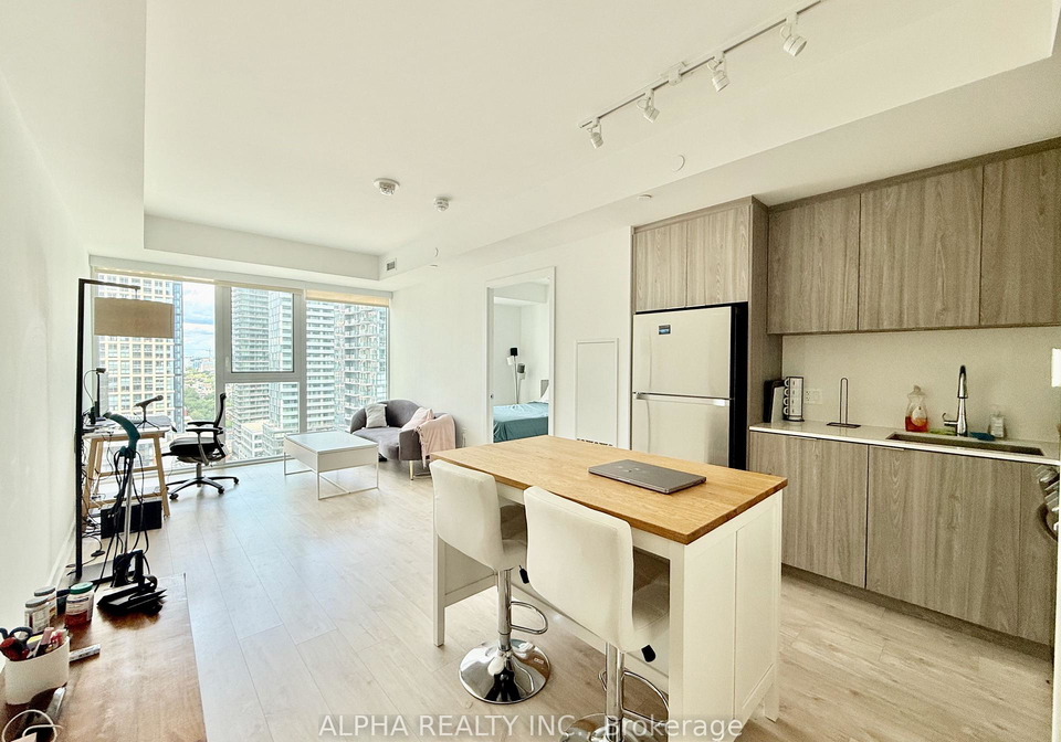 357-king-street-w-toronto-ontario-c12362875
