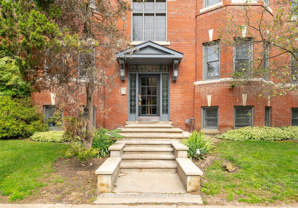388-brunswick-avenue-toronto-ontario-c12363038