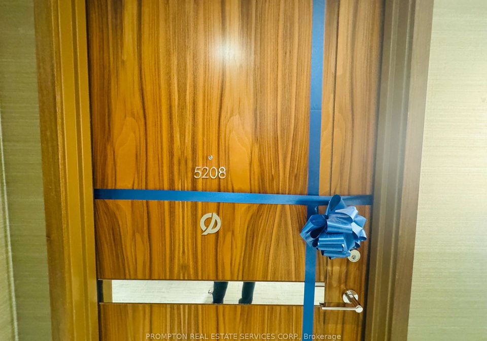 3-concord-cityplace-way-toronto-ontario-c12363231