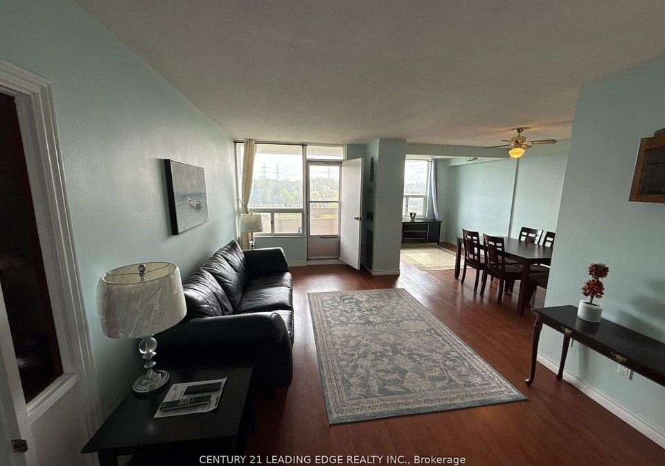20-edgecliff-golfway-east-york-ontario-c12363401