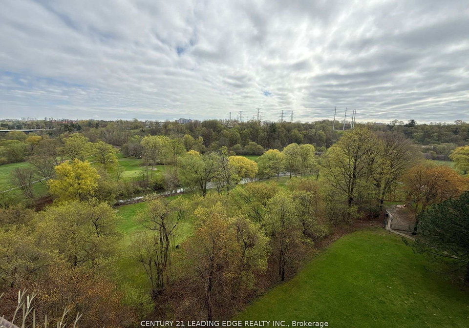 20-edgecliff-golfway-east-york-ontario-c12363401