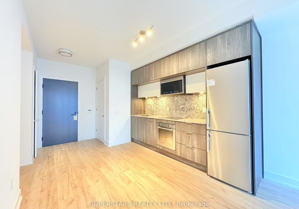25-adra-grado-way-north-york-ontario-c12363534