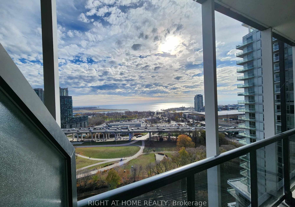 30-ordnance-street-toronto-ontario-c12363705