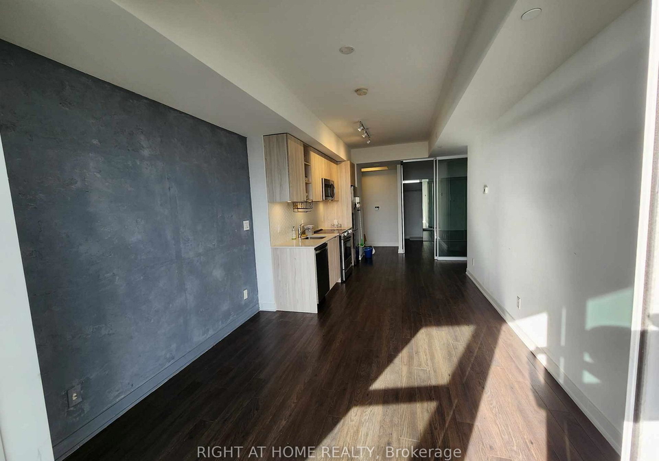 30-ordnance-street-toronto-ontario-c12363705