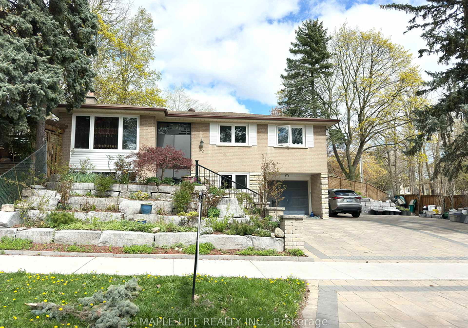 92-rameau-drive-north-york-ontario-c12363731