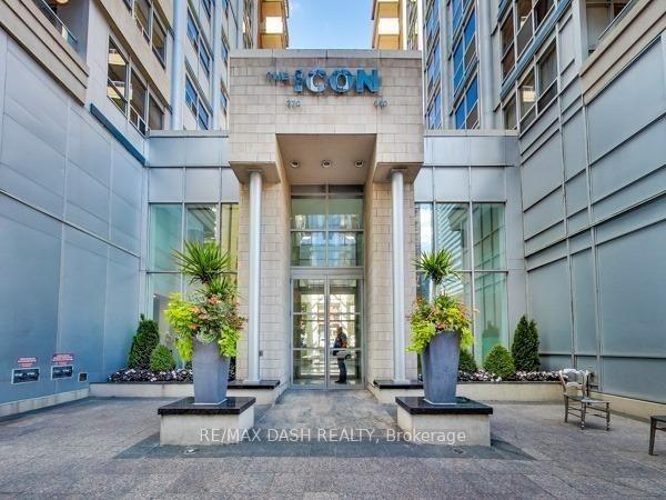 250-wellington-street-w-toronto-ontario-c12363827