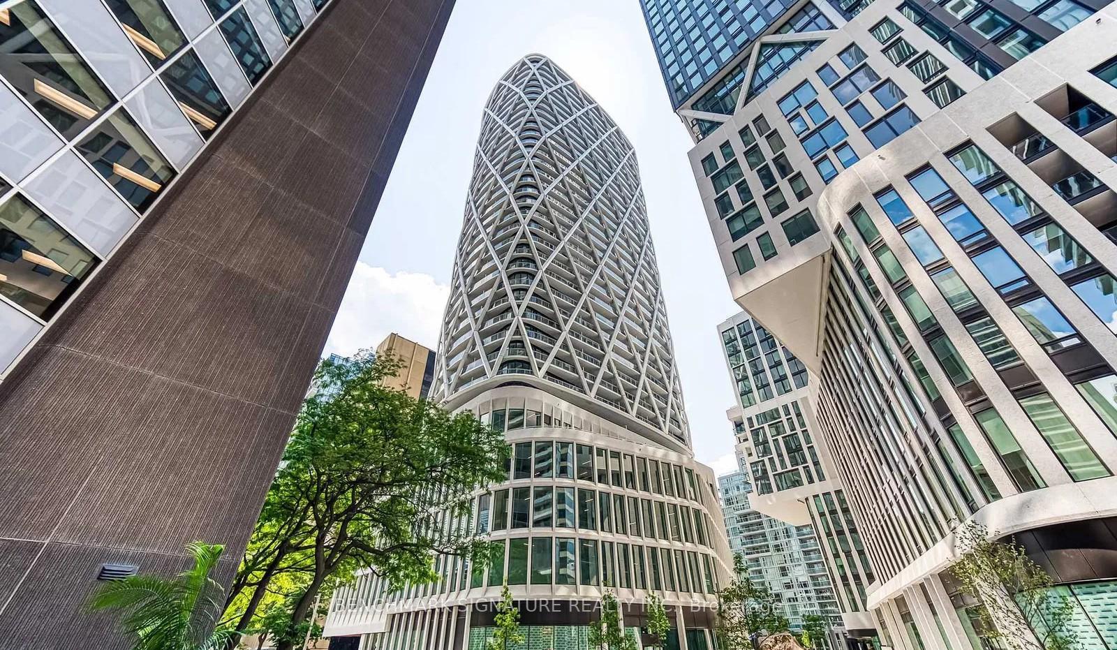 230-simcoe-street-toronto-ontario-c12363828