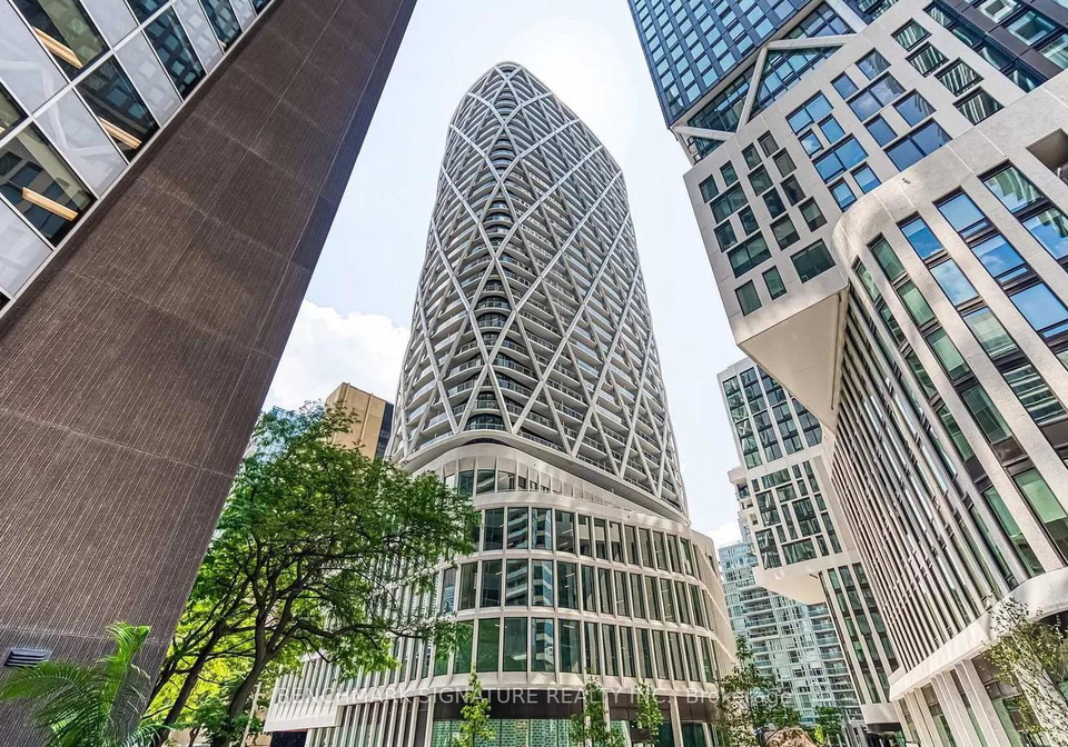 230-simcoe-street-toronto-ontario-c12363828
