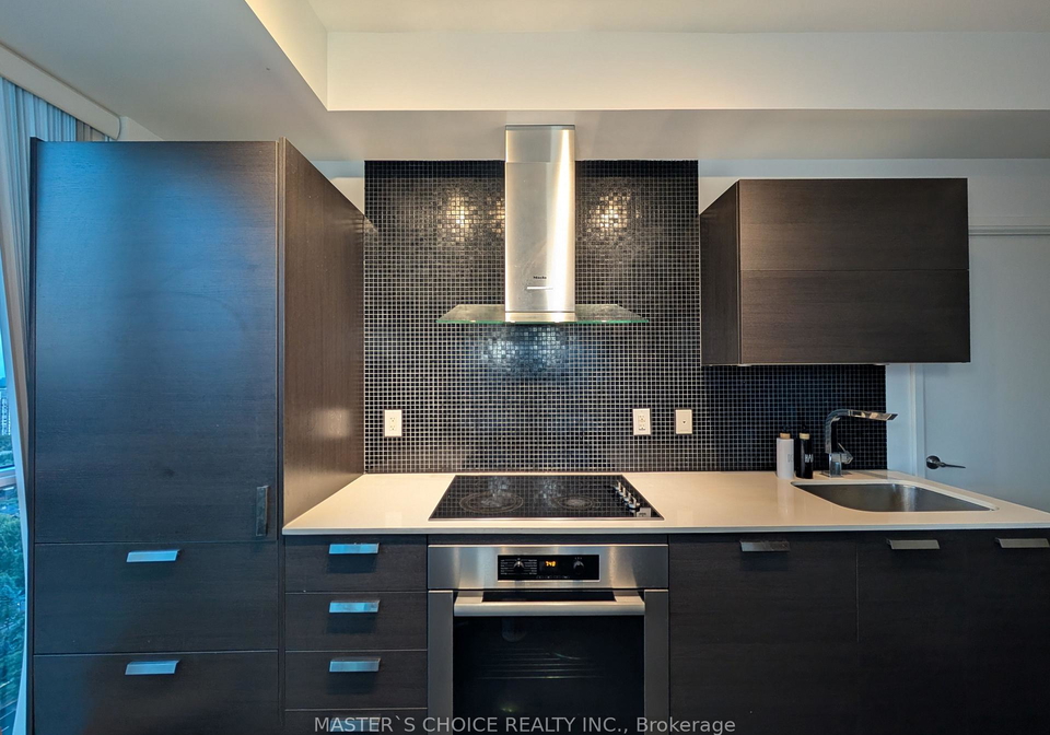 9-bogert-avenue-toronto-ontario-c12363835
