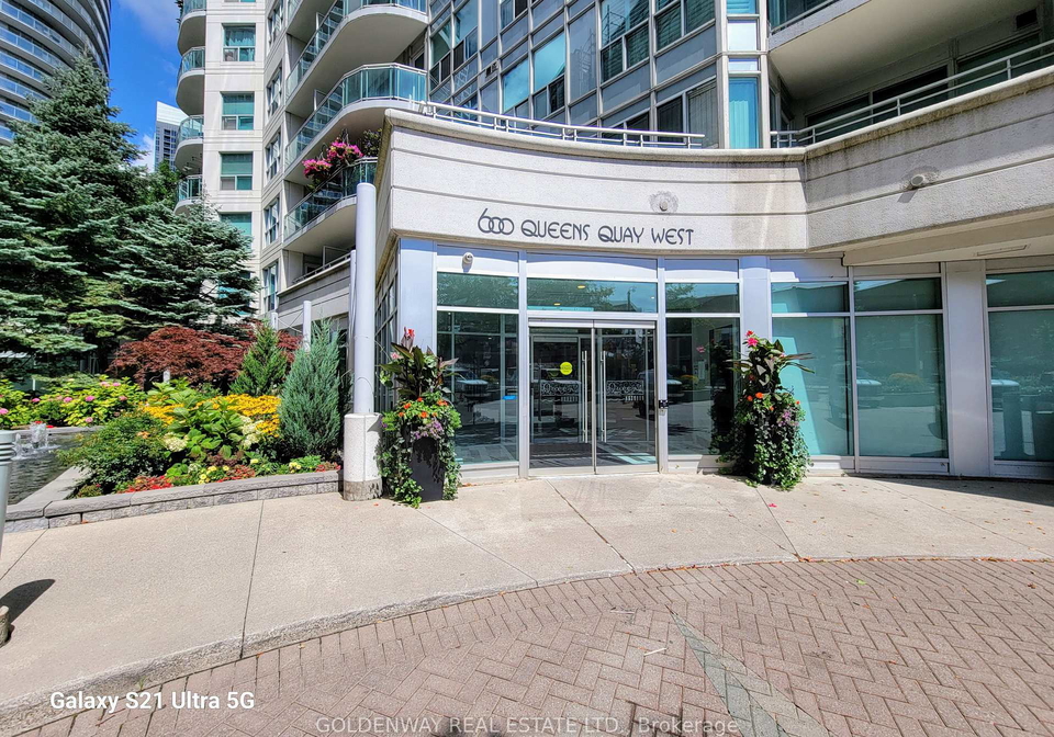 600-queens-quay-w-toronto-ontario-c12363855