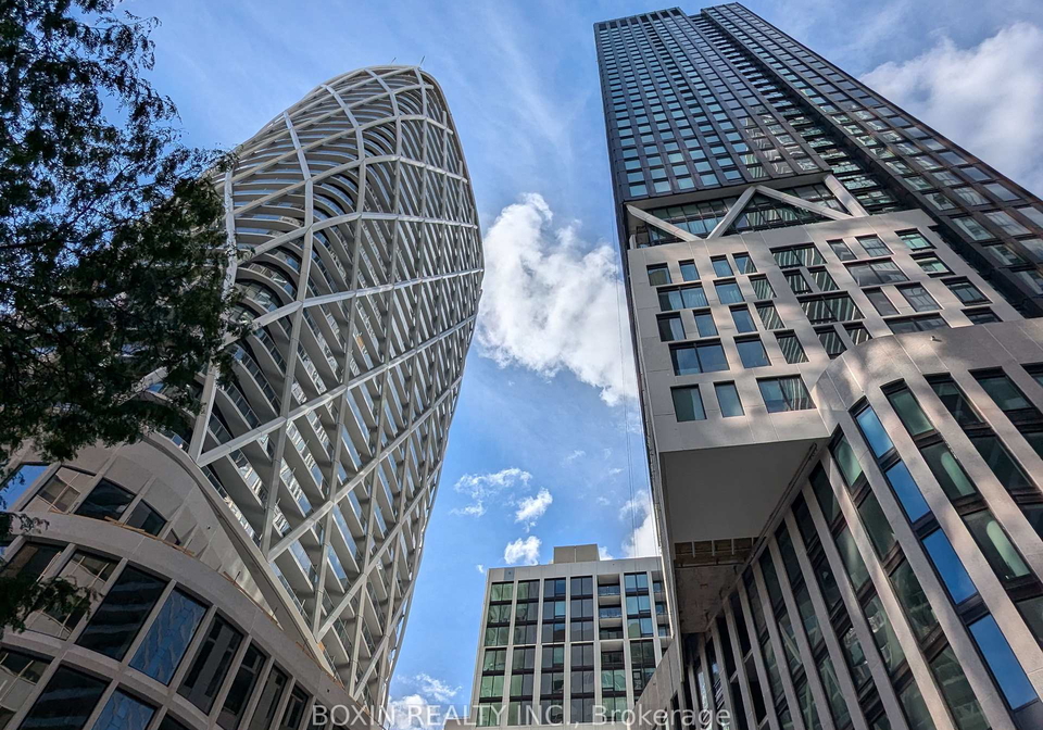 230-simcoe-street-toronto-ontario-c12363882