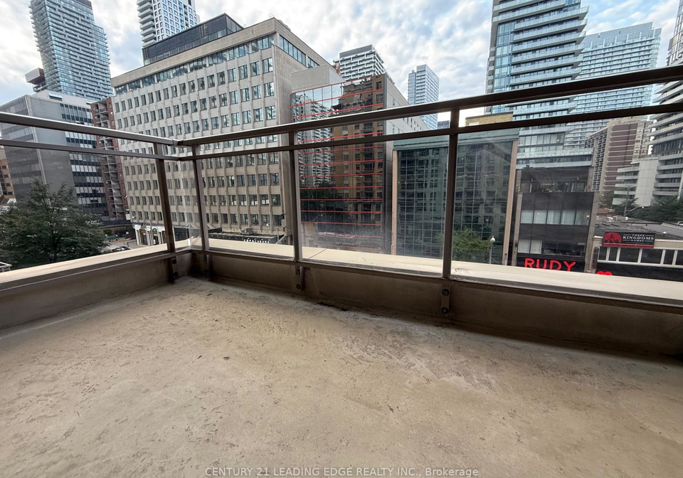 123-eglinton-avenue-e-toronto-ontario-c12363894