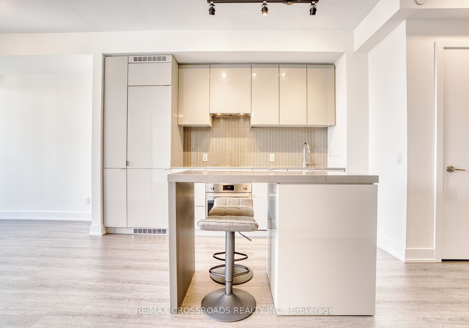 7-grenville-street-toronto-ontario-c12363951