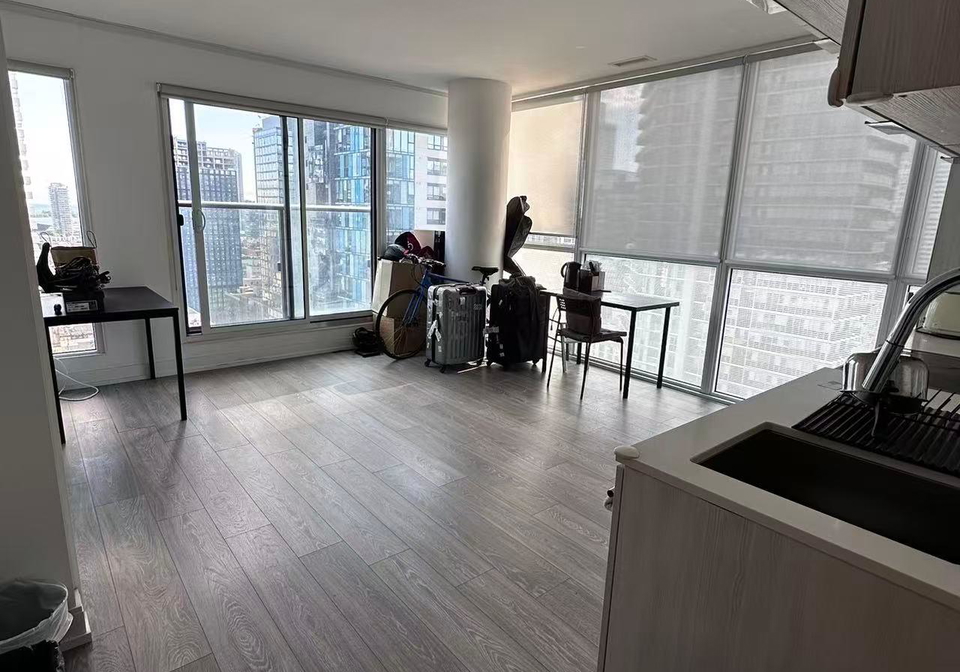 181-dundas-street-e-toronto-ontario-c12364072