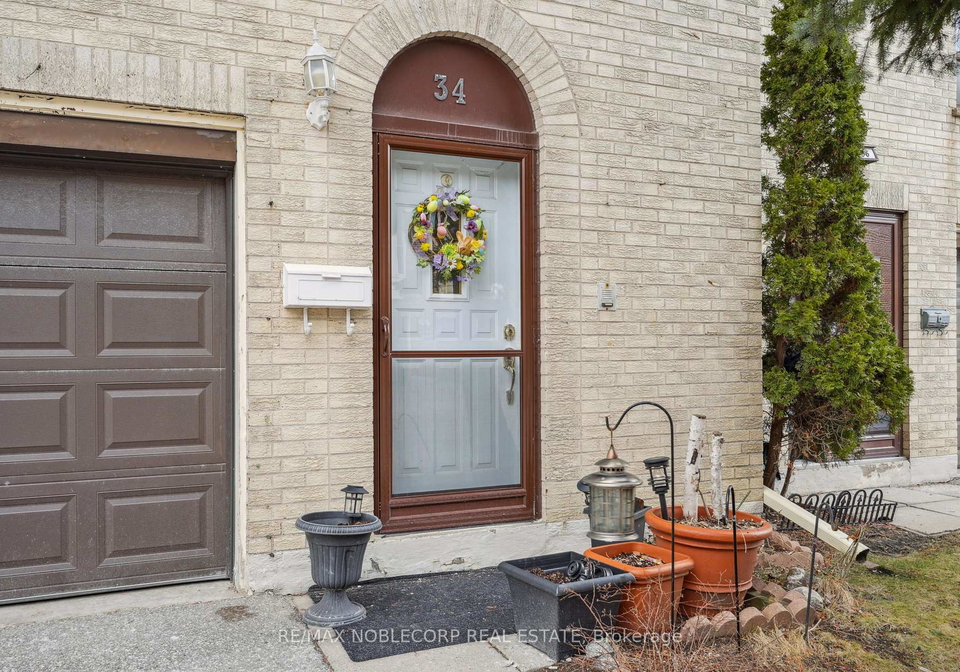 34-corvus-star-way-north-york-ontario-c12364091