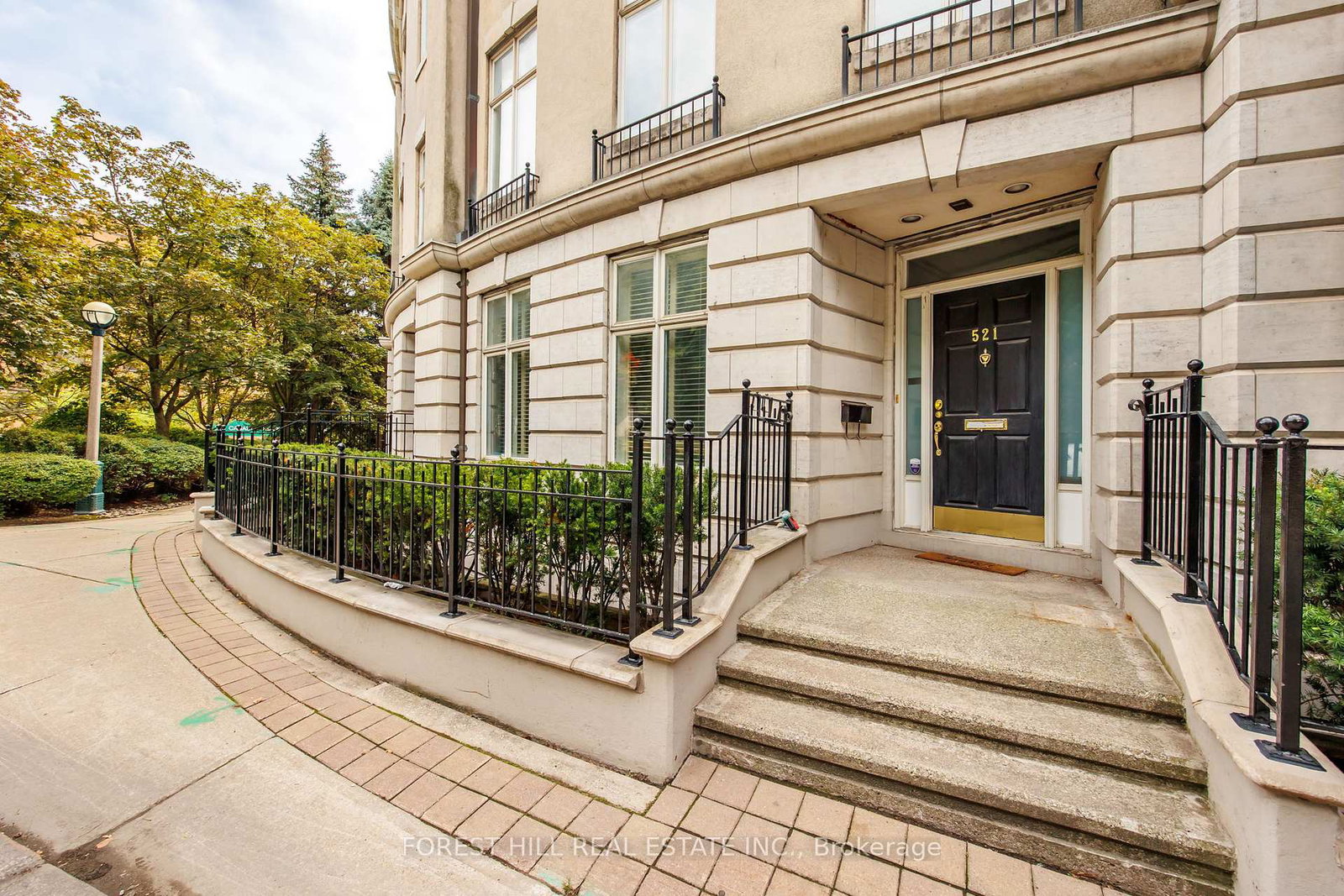 521-davenport-road-toronto-ontario-c12364348