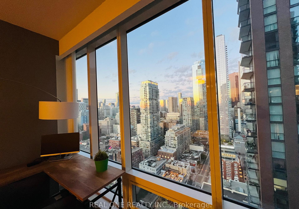 295-adelaide-street-w-toronto-ontario-c12364675