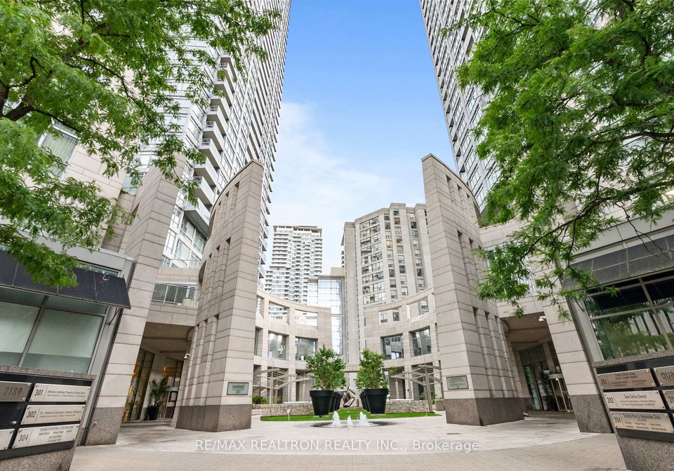 2191-yonge-street-toronto-ontario-c12364735