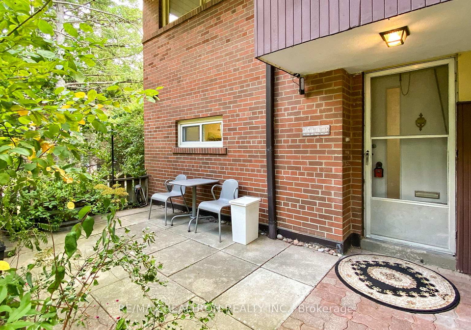 6-esterbrooke-avenue-north-york-ontario-c12364751