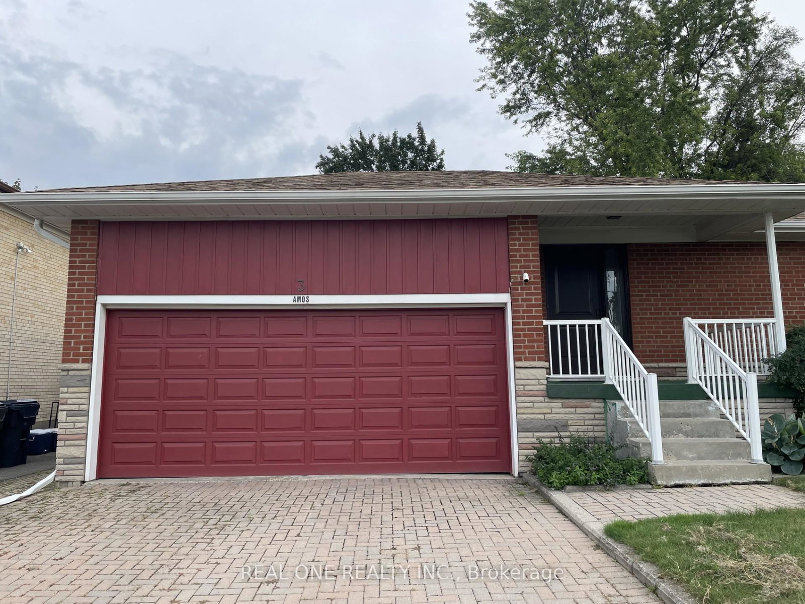 3-amos-bsmt-crescent-toronto-ontario-c12364766