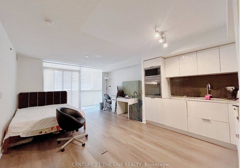 318-richmond-street-w-toronto-ontario-c12364790
