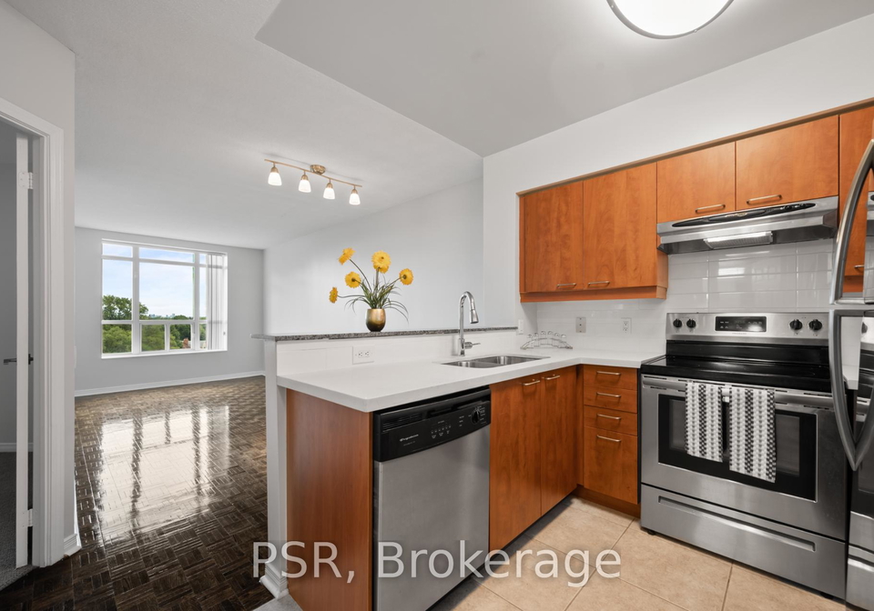 515-rosewell-avenue-toronto-ontario-c12364834