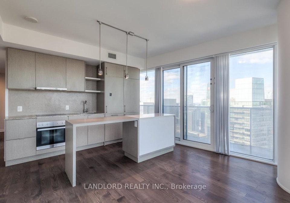 100-harbour-street-toronto-ontario-c12364955
