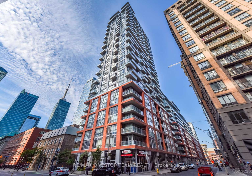 126-simcoe-street-toronto-ontario-c12365136
