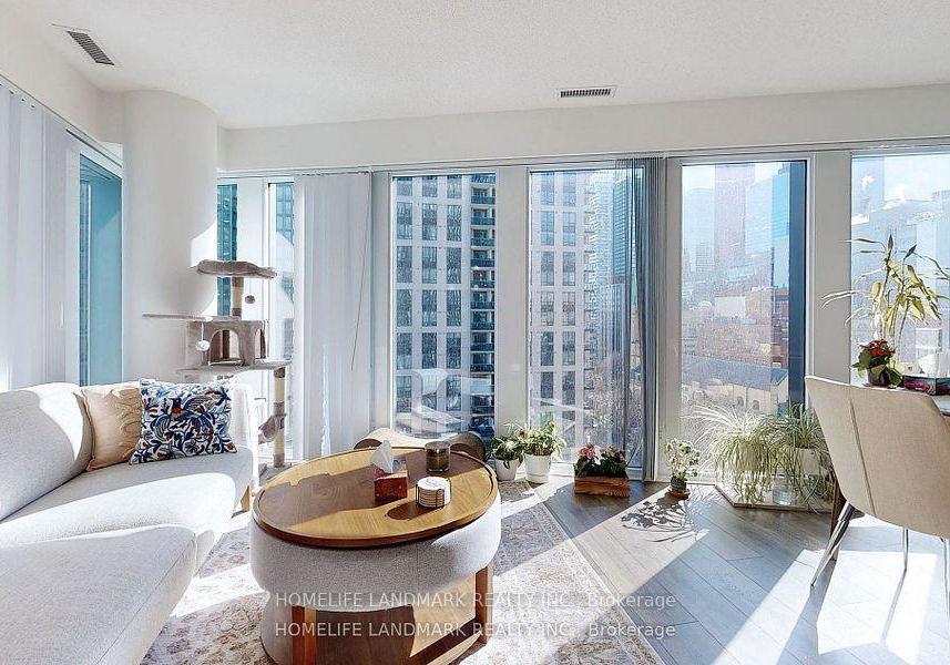 60-shuter-street-toronto-ontario-c12365462