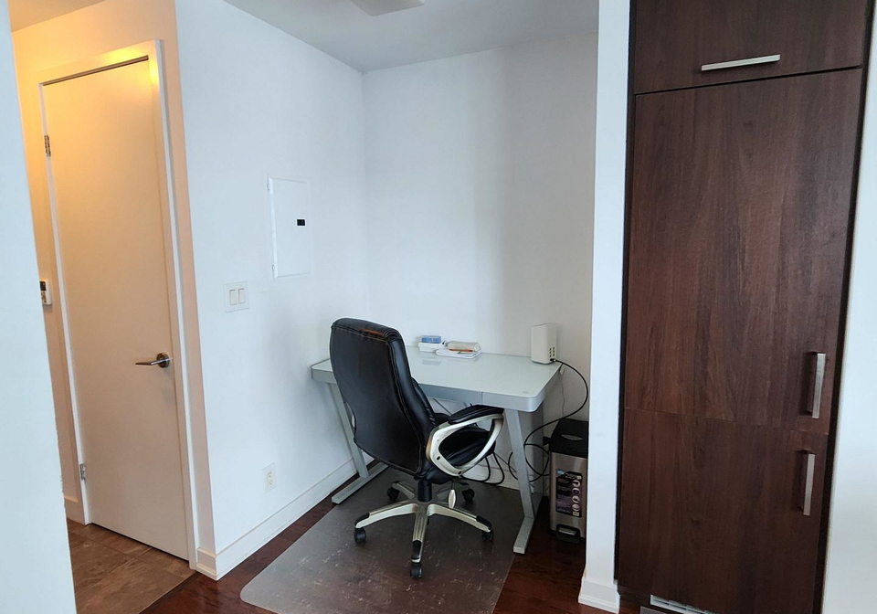 12-york-street-toronto-ontario-c12365484