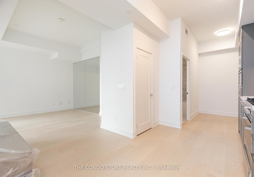 8-manor-road-w-toronto-ontario-c12365696