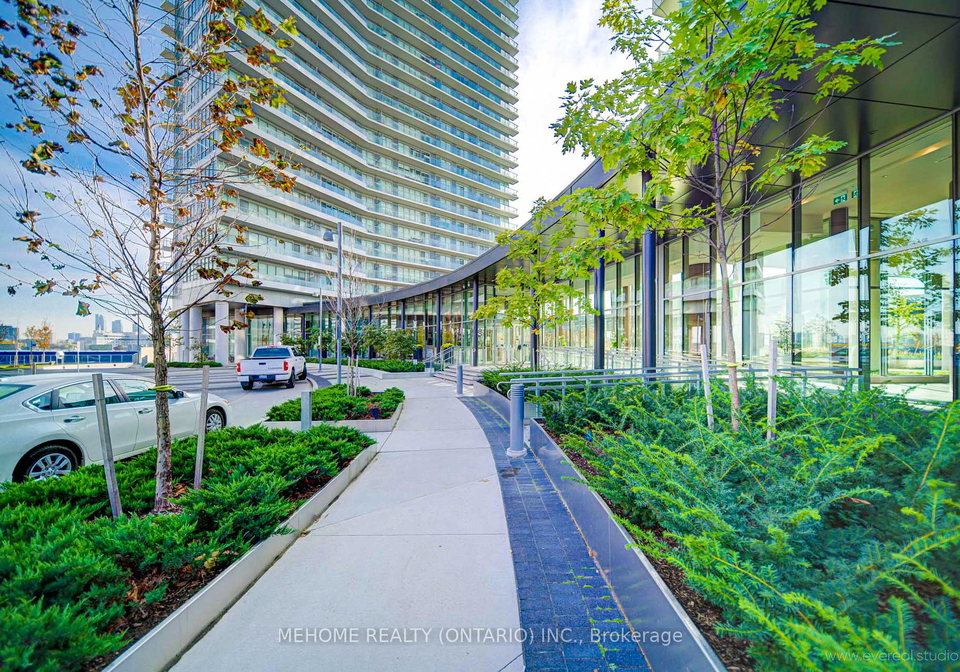 117-mcmahon-drive-north-york-ontario-c12365712